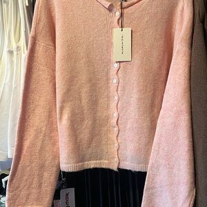 Elegant Pink Women's Cardigan